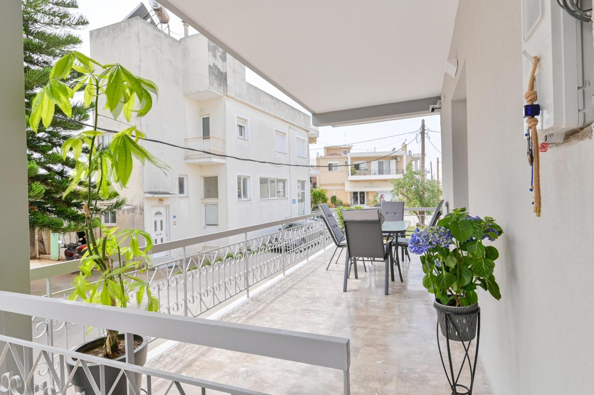 פרבזה Louisa Luxury Apartments מראה חיצוני תמונה