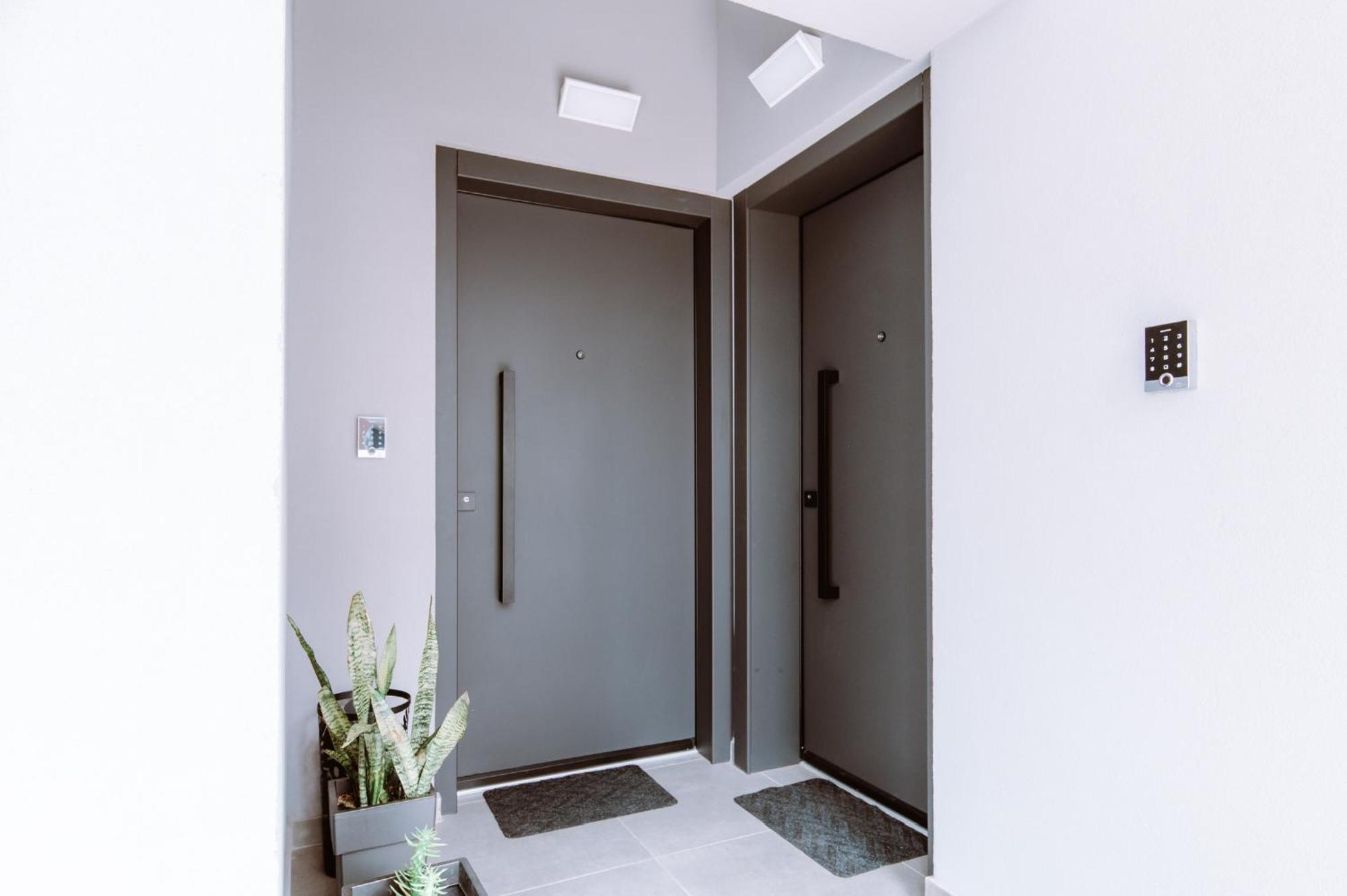 פרבזה Louisa Luxury Apartments מראה חיצוני תמונה