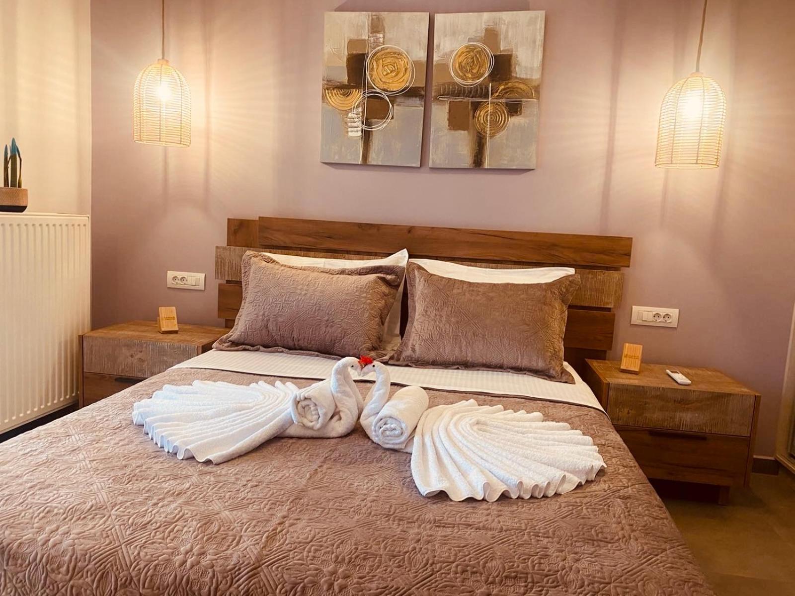 פרבזה Louisa Luxury Apartments מראה חיצוני תמונה